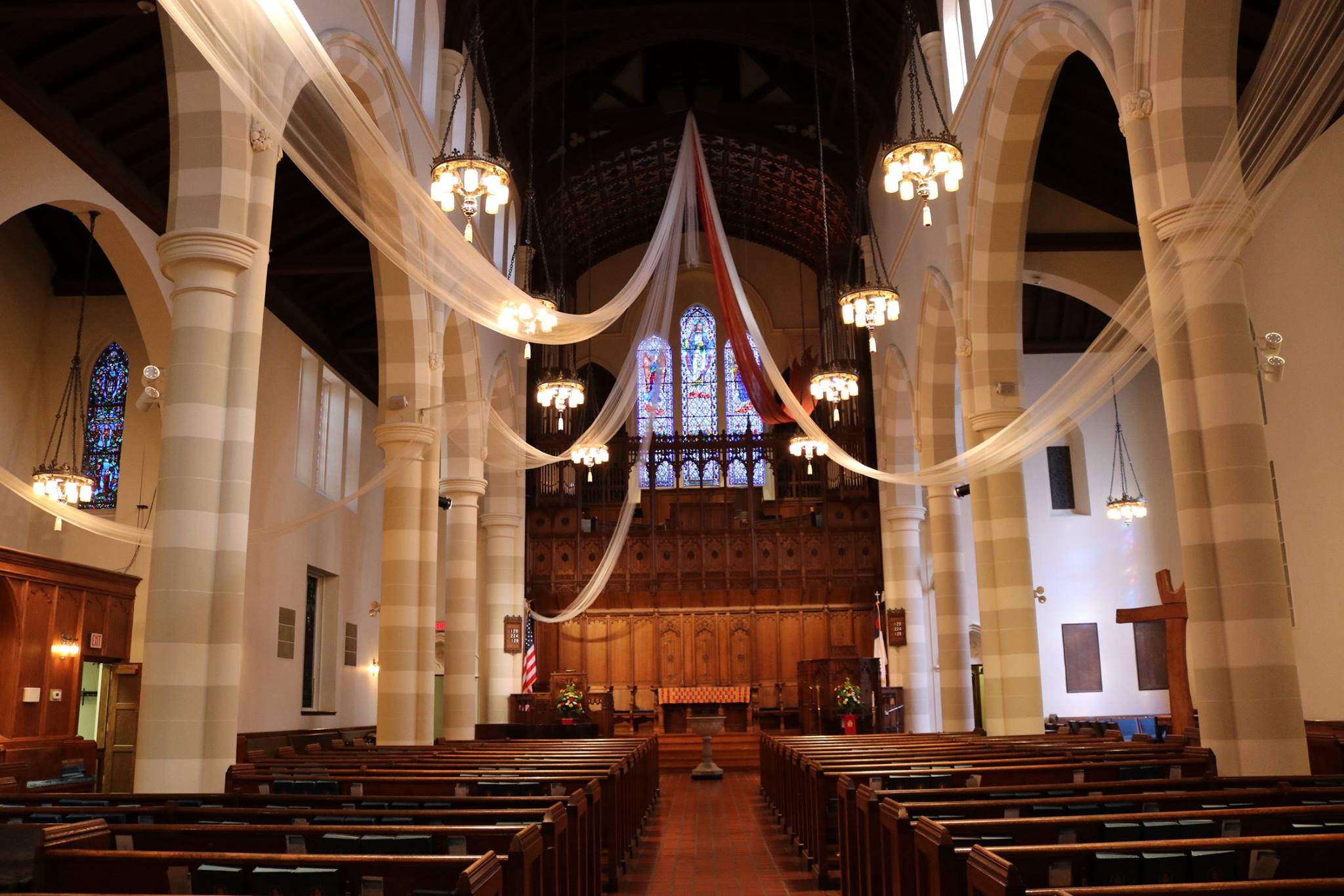 Looking down the aisle at Pine Street Presbyterian Church